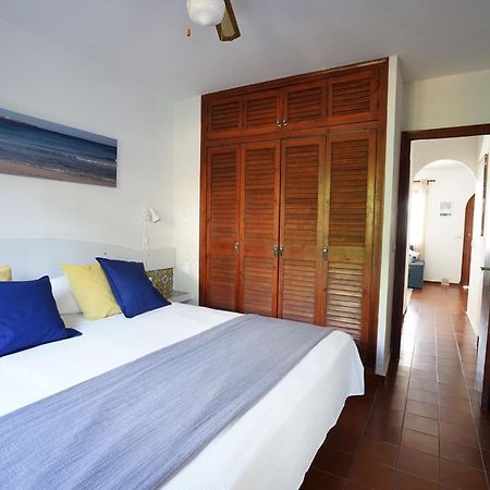 Apartamento Son Bou Luaran gambar