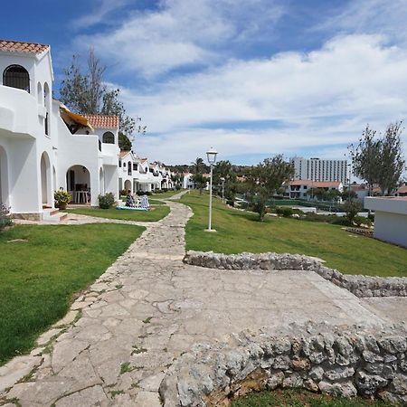 Apartamento Son Bou Luaran gambar