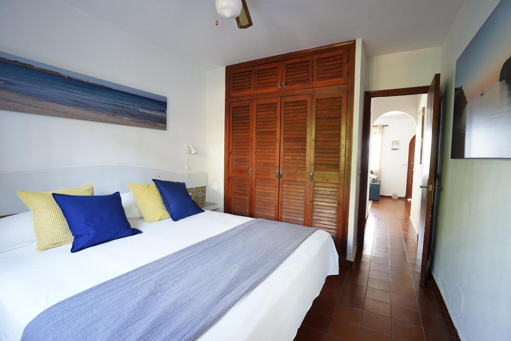 Apartamento Son Bou Luaran gambar